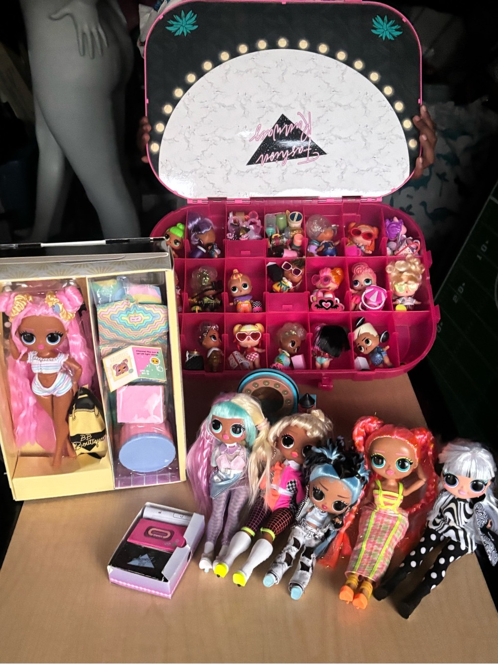 Bundle of 525 L.O.L. Surprise! Assorted Dolls and Pink Carrying Case Playset